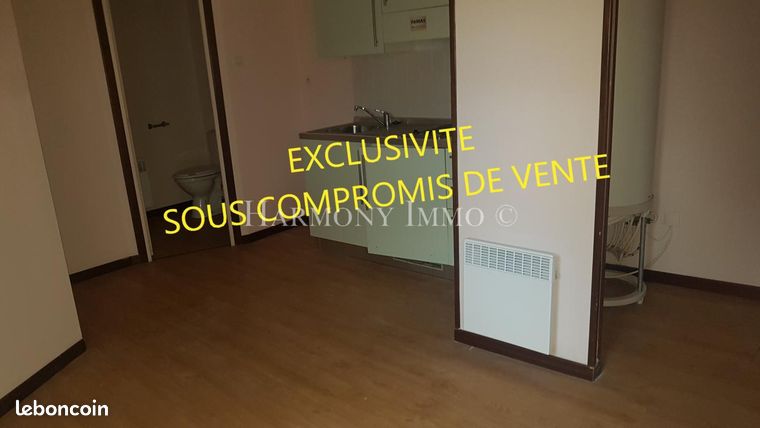 https://img.leboncoin.fr/api/v1/lbcpb1/images/6f/8f/90/6f8f90a6117b8556e5ba3786d29e6c5ec8177da2.jpg?rule=ad-image