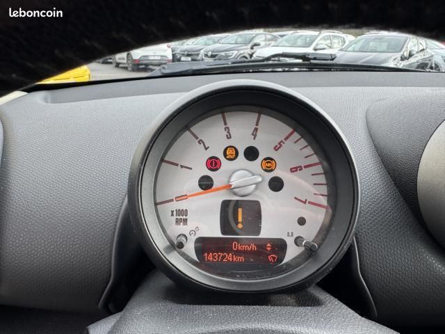 Mini Countryman R60 MINI D 143 ch ALL4 Cooper S (image 16)