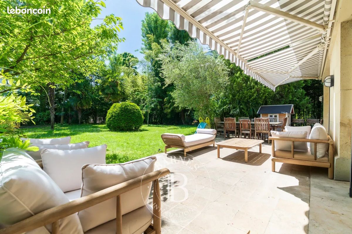 Appartement 5 pièces 194 m² · à Neuilly-sur-Seine · 194 m² · 3 500 000 €