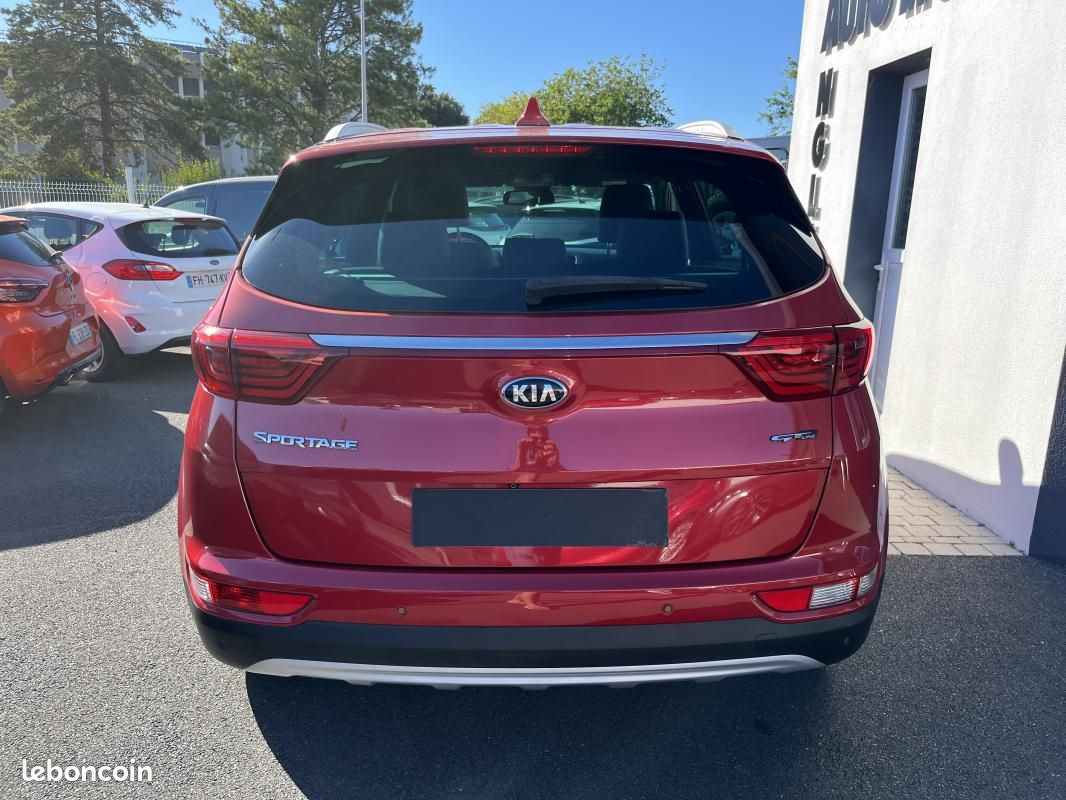 Kia Sportage 1.7 CRDi 115 CH 4X2 GT Line *CarPlay/Caméra de recul (image 4)