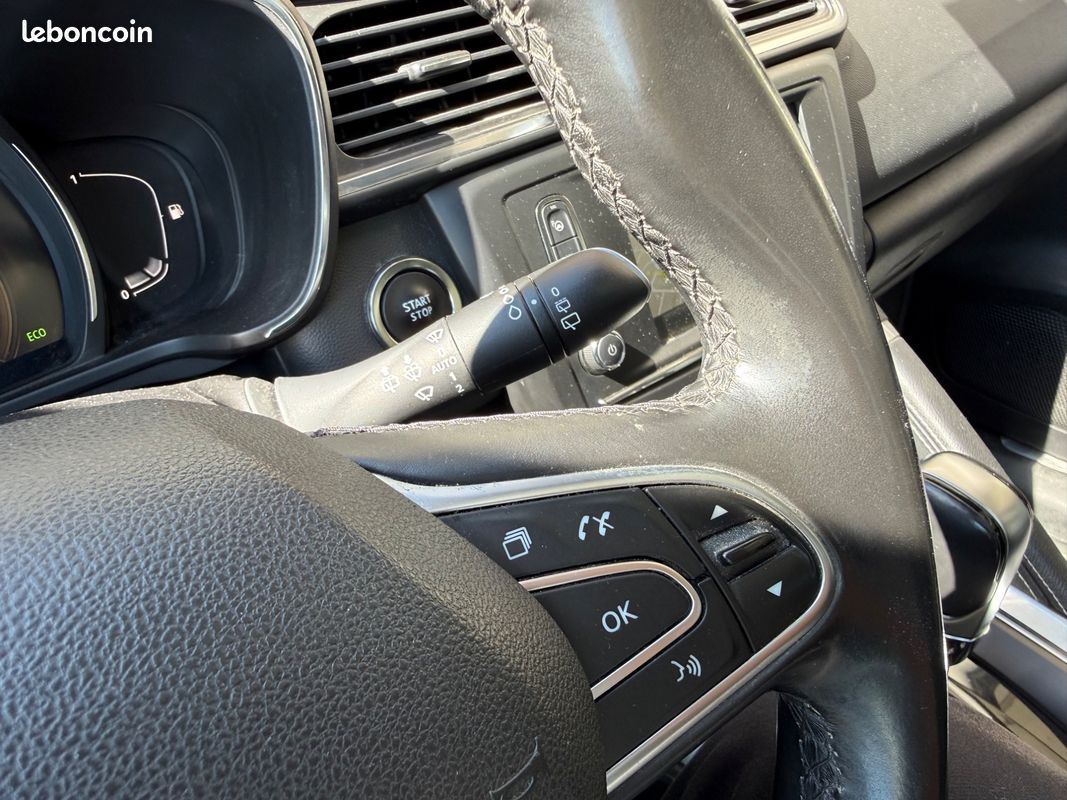 RENAULT KADJAR 1.2 TCE 130ch ENERGY INTENS BVA - TOIT PANORAMIQUE - SUIVI COMPLET - CAMERA - CARPLAY (image 20)
