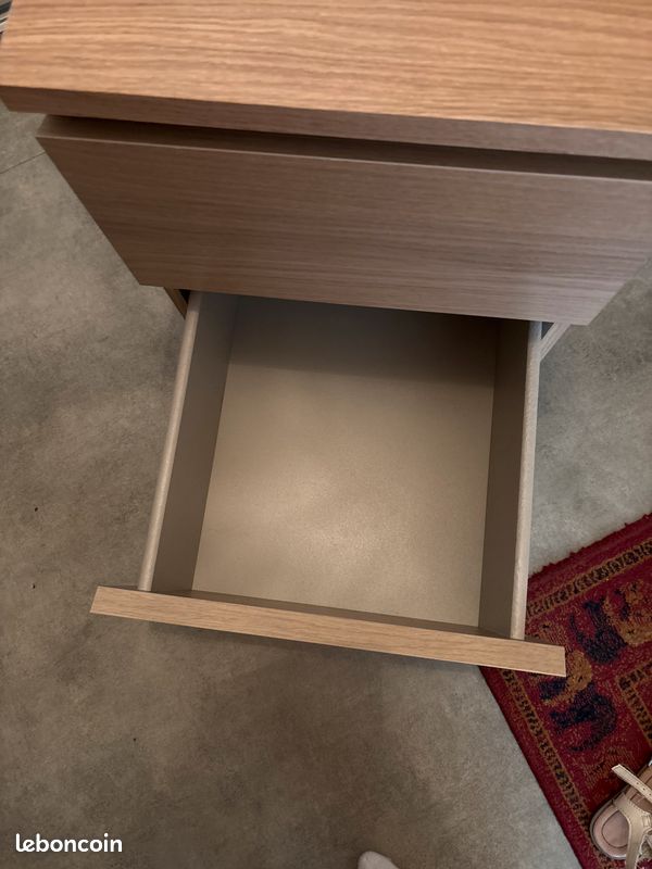 Table de chevet (image 2)