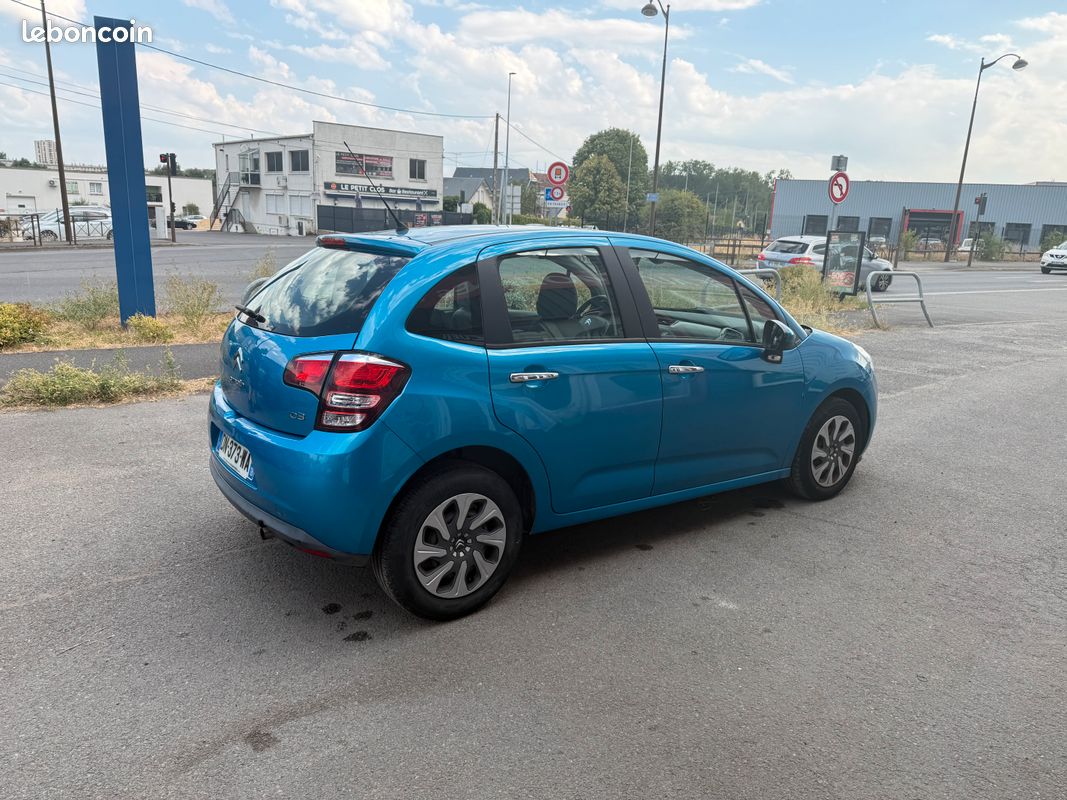 Citroen C3 1.2L ESSENCE CONFORT (image 3)