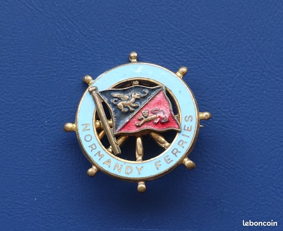 Insigne Émaillé Vintage – Drapeau Canots De Sauvetage RNLI Borth – Badge Revers