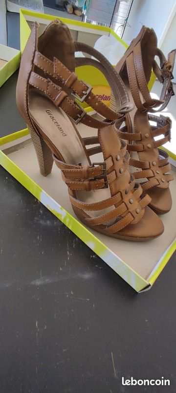 Chaussure femme (image 1)