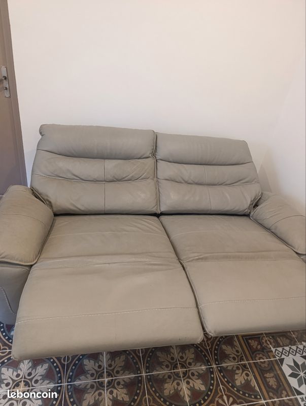 Canapé cuir (image 6)