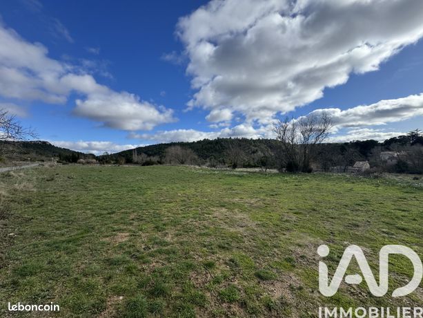 Terrain 2395 m² Albas
