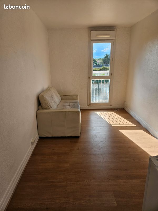 Appartement 1 pièce 17 m² · à Le Mée-sur-Seine · 17 m² · 500 €/mois