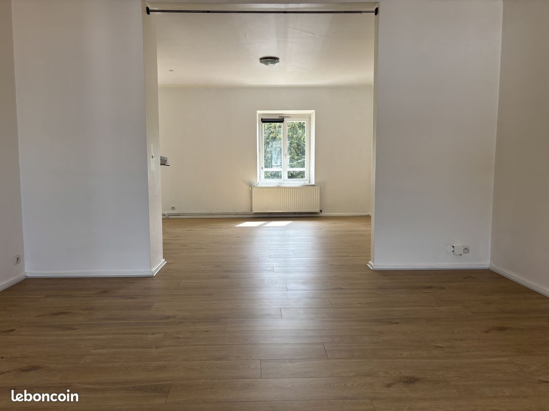 Appartement 5 pièces 90 m² · à Hommert · 90 m² · 650 €/mois