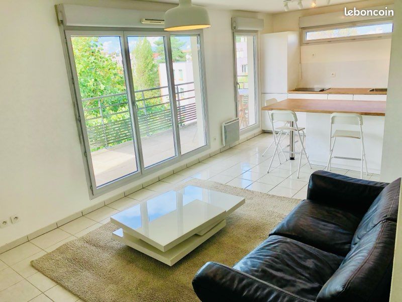 Appartement 2 pièces 42 m² · à Tassin-la-Demi-Lune · 42 m² · 895 €/mois