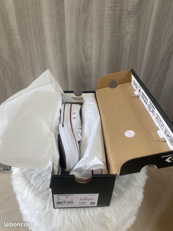 Converse All Star Chuck Taylor taille 36.5 neuves (image 3)