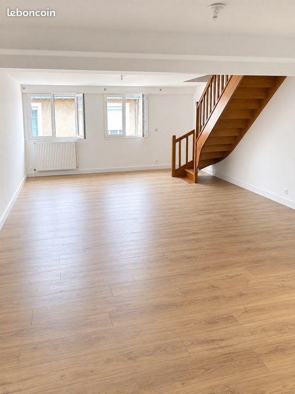 Appartement 4 pièces 100 m² · à La Riche · 100 m² · 1 250 €/mois