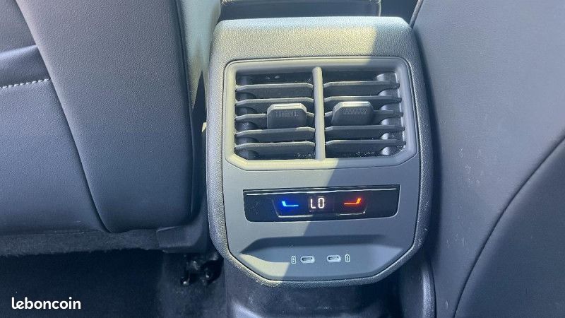 Cupra FORMENTOR 1.5 ETSI HYBRID 150CH V DSG7 (image 18)