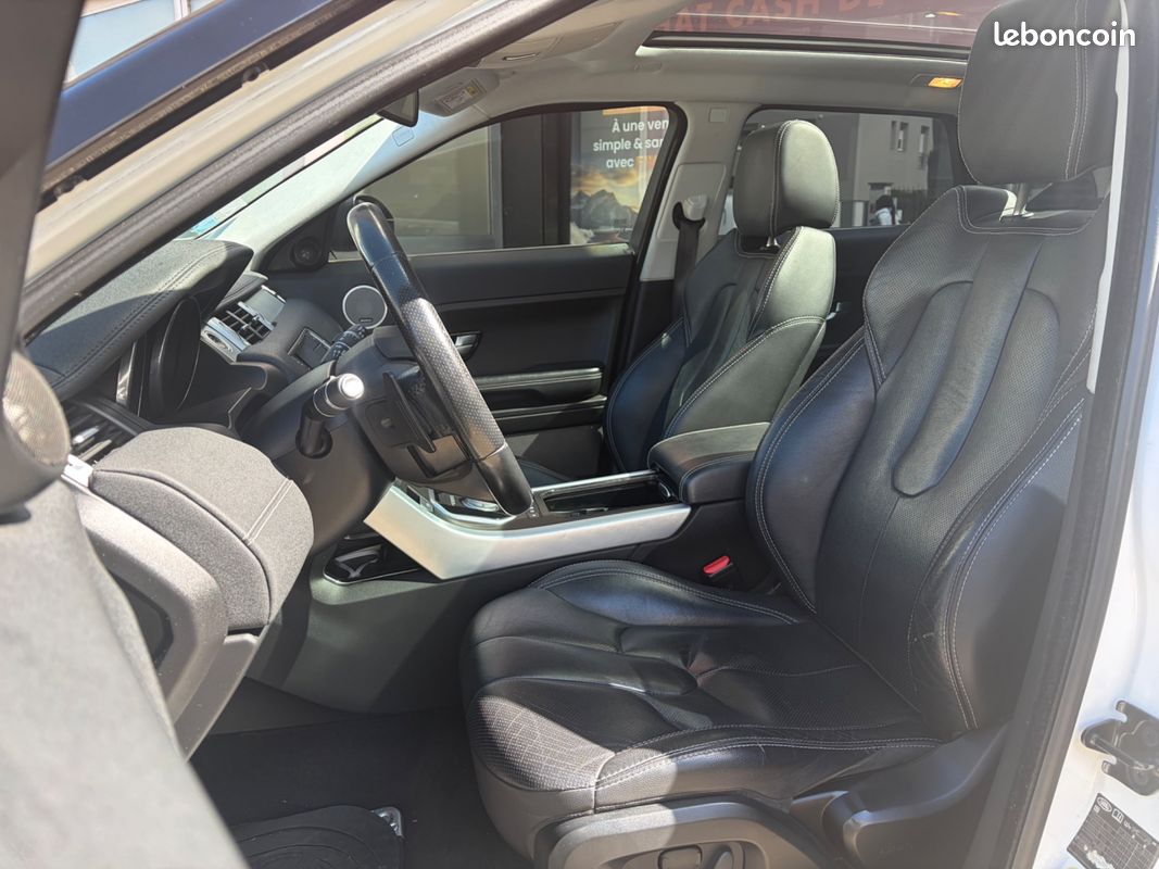 LAND ROVER RANGE ROVER EVOQUE 2.2 TD4 150 BRITISH EDITION 4WD BVa (image 24)