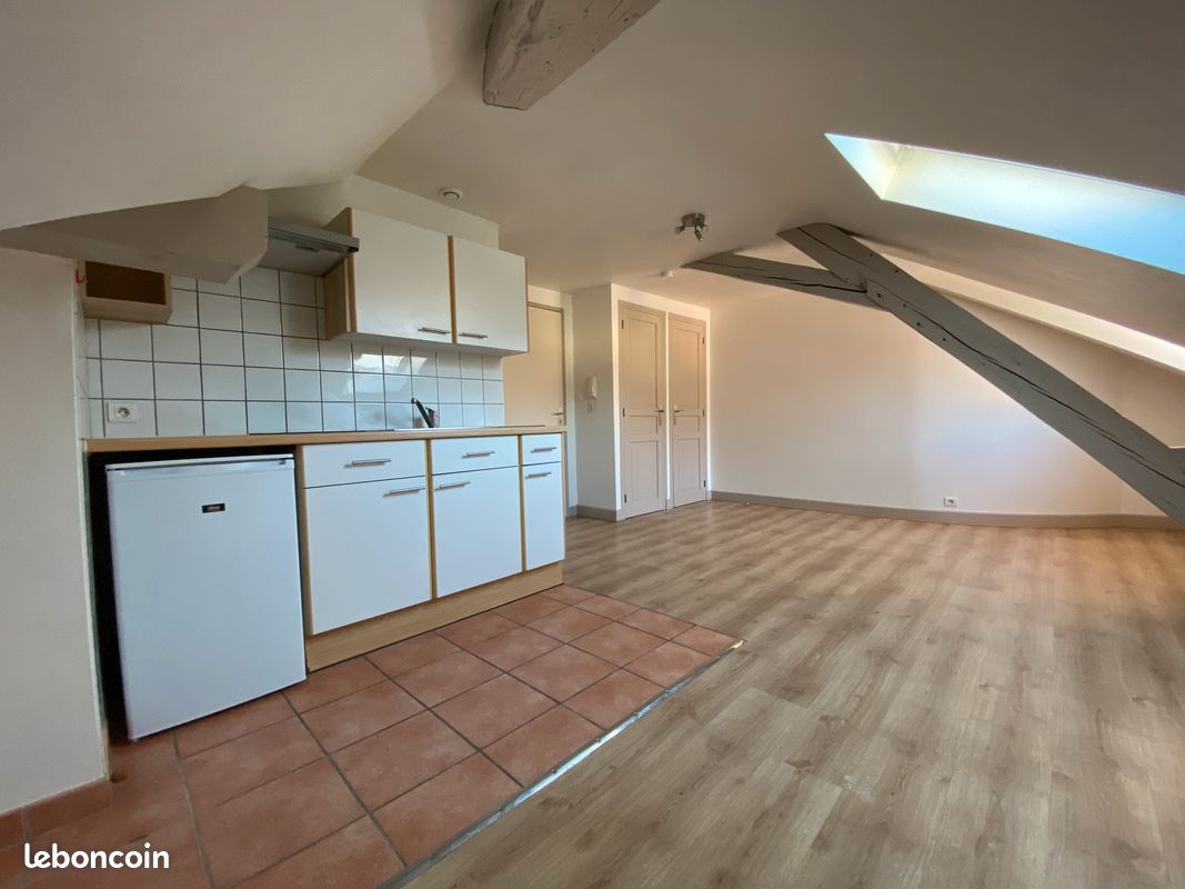 Appartement 1 pièce 21 m² · à Gex · 21 m² · 715 €/mois