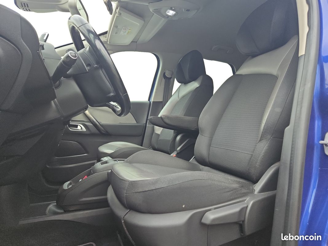 CITROEN C4 Picasso 130ch Shine EAT6 / Caméra 360 / Full Leds directionnels / Sièges massants / Android carplay / Entretien Citroen / Distrib faite (image 10)