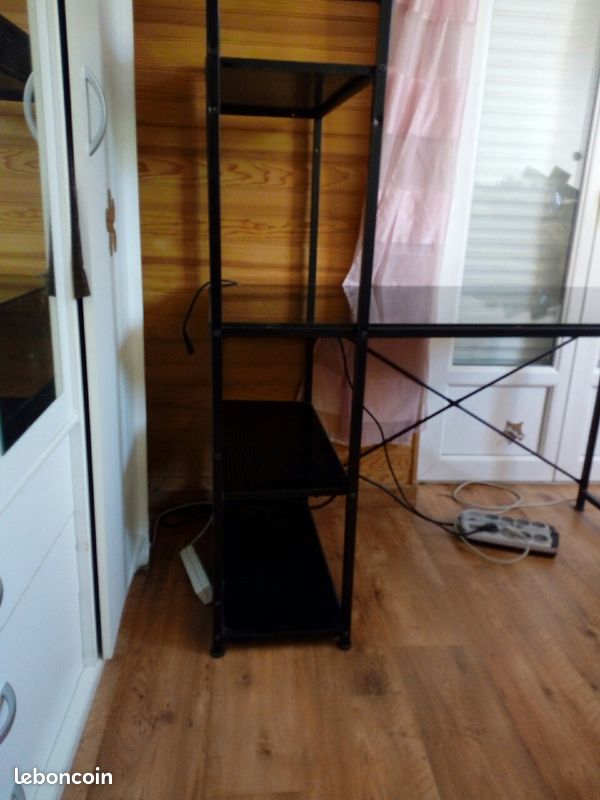 Bureau (image 2)