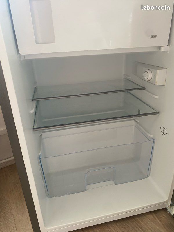 Frigo Boulanger mini ERT85 (image 2)