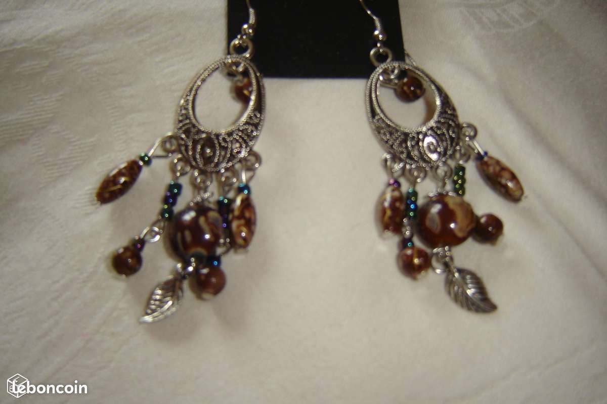 Boucles d'oreilles pampilles perle/nacre marron (image 1)