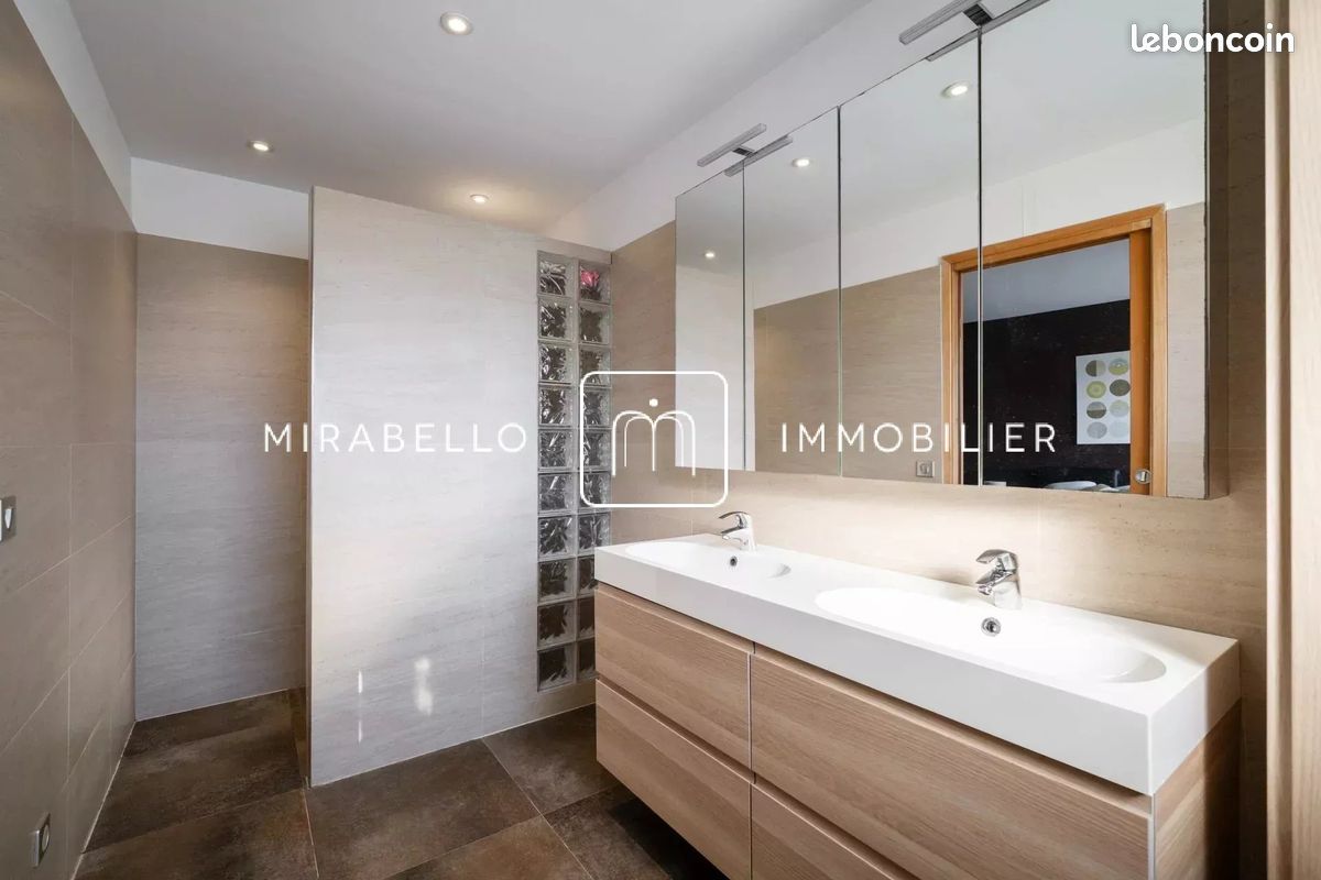 Maison 7 pièces 220 m² (image 14)