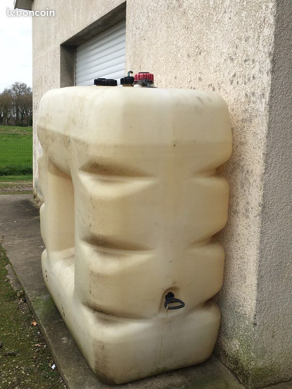 Cuve fuel deux milles litres (image 1)