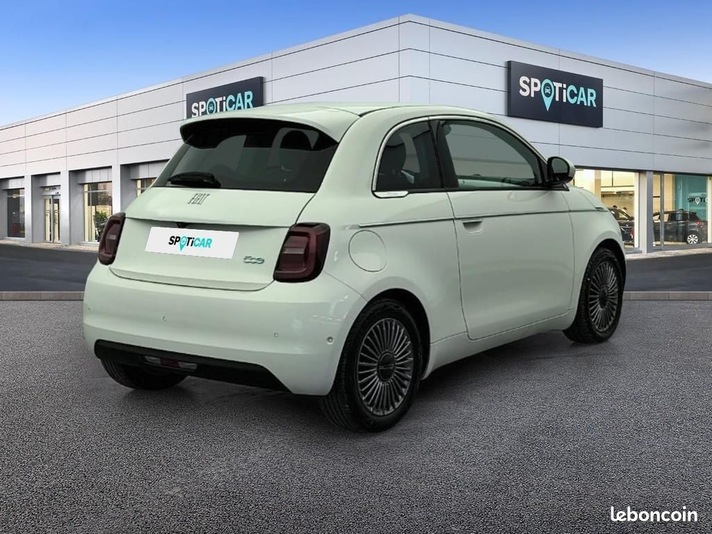 Fiat 500 500e MY22 SERIE 1 STEP 2 Berline e 118 ch Icône (image 2)