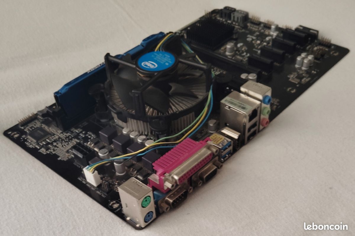 Carte Mère ASRock H81 Pro BTC Rev 1.01 - Pour Pièces/réparation, Socket LGA 1150, DDR3