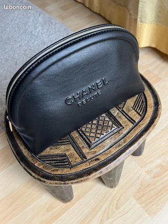 Trousse de toilette CHANEL: occasion certifiée authentique