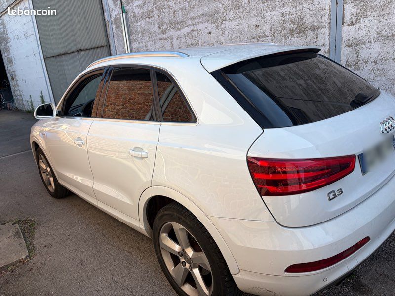 Audi Q3 (image 2)