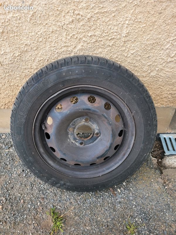 Roue 206 michelin (image 1)