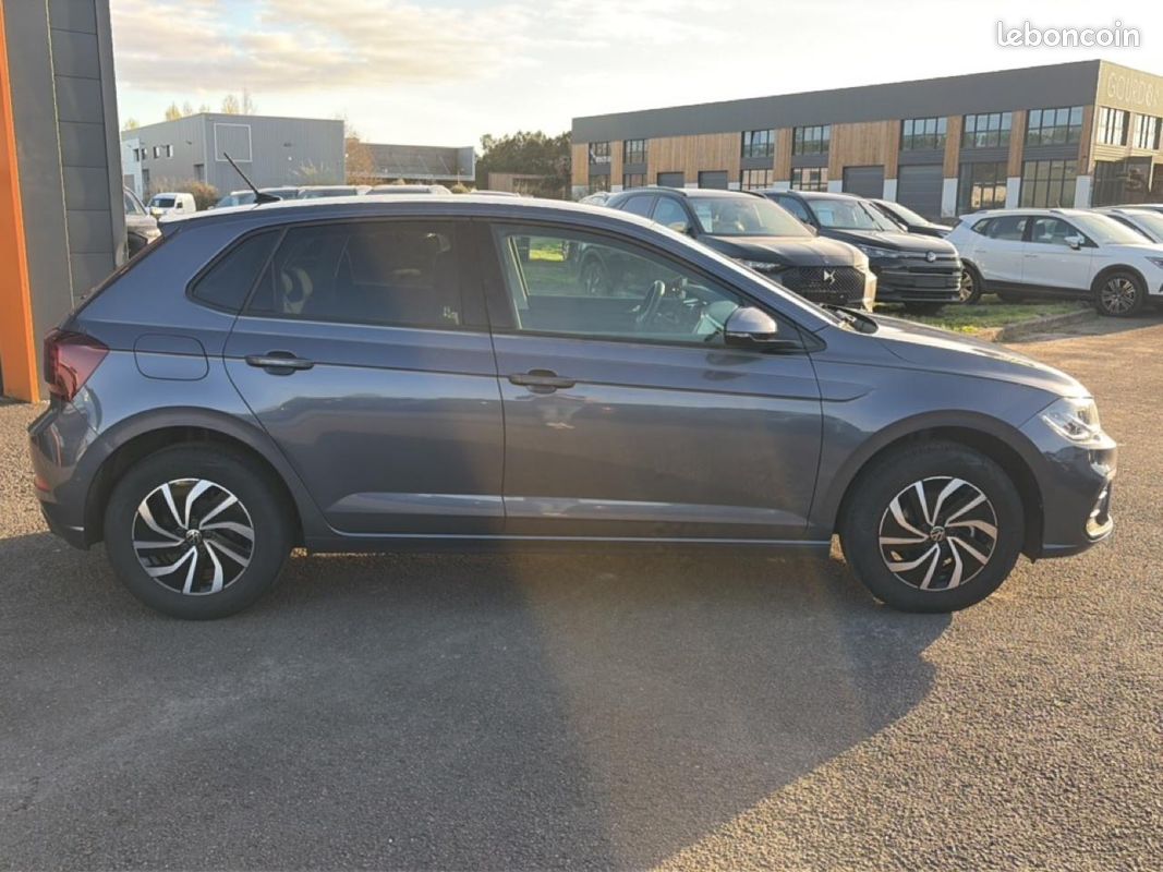 VOLKSWAGEN POLO 1.0 tsi 95 vw edition (image 4)