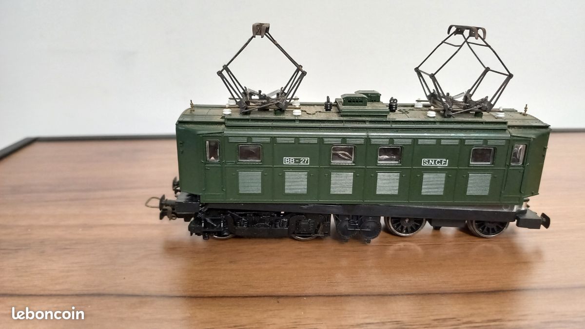 CAISSE BB27 BB 27 JOUEF AVEC SES 2 PANTOS