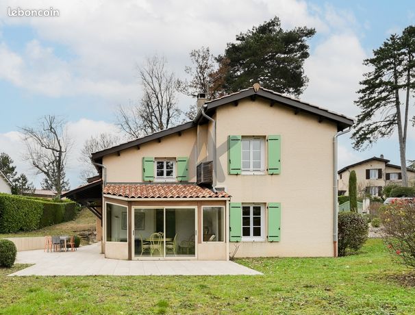 Maison 6 pièces 161 m²