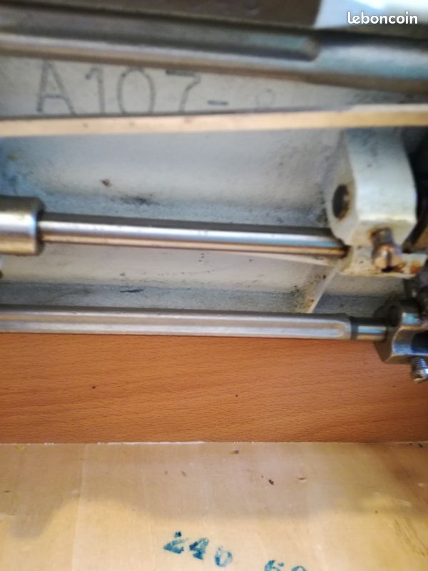 Machine a coudre vintage singer 810 z2 (image 7)