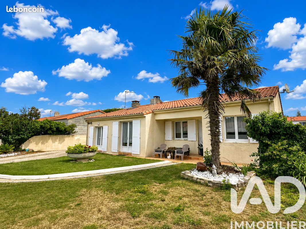 Maison 7 pièces 120 m² · à Vairé · 120 m² · 275 000 €