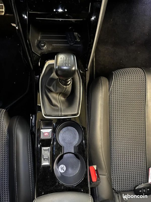 PEUGEOT 208 1.5 D 102ch GT-Line - 2020 - 86 000 km - carPlay - caméra de recul (image 20)