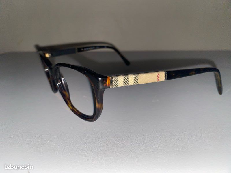 Lunettes Burberry (image 1)