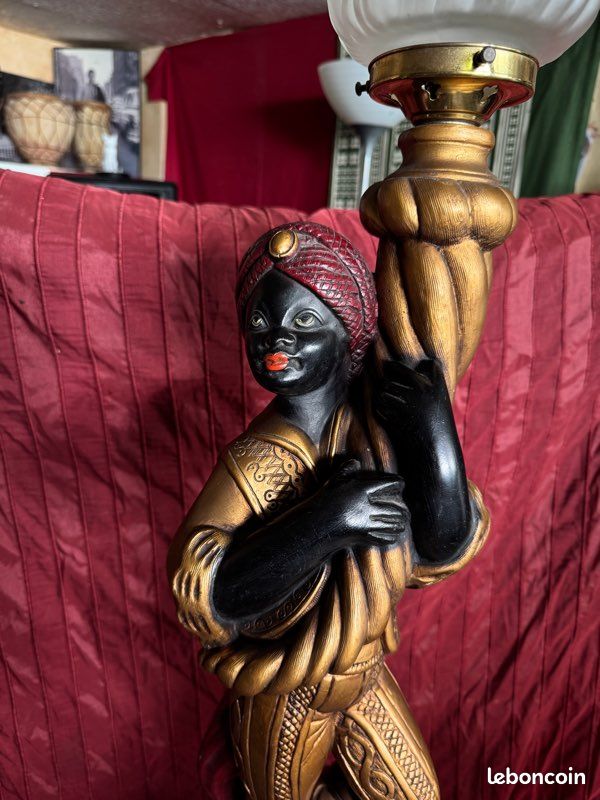 Paire de statuettes / Torchères style Vénitien en plâtre – 94 cm & 1m74 (avec colonne) (image 4)
