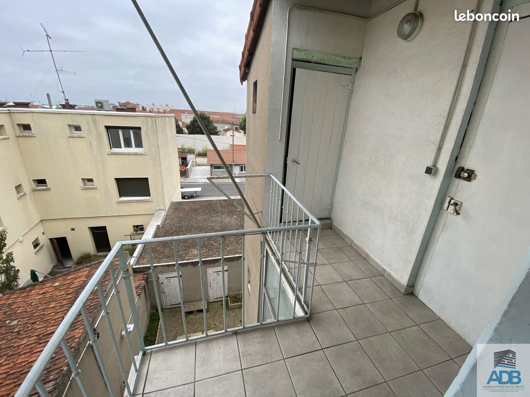 Appartement 5 pièces 93 m² · à Roanne · 93 m² · 618 €/mois