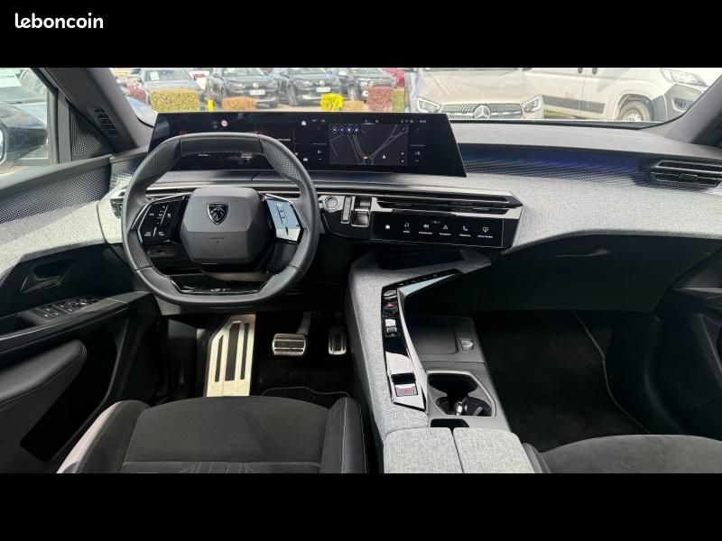 Peugeot 3008 1.2 Hybrid 136ch GT e-DCS6 (image 9)
