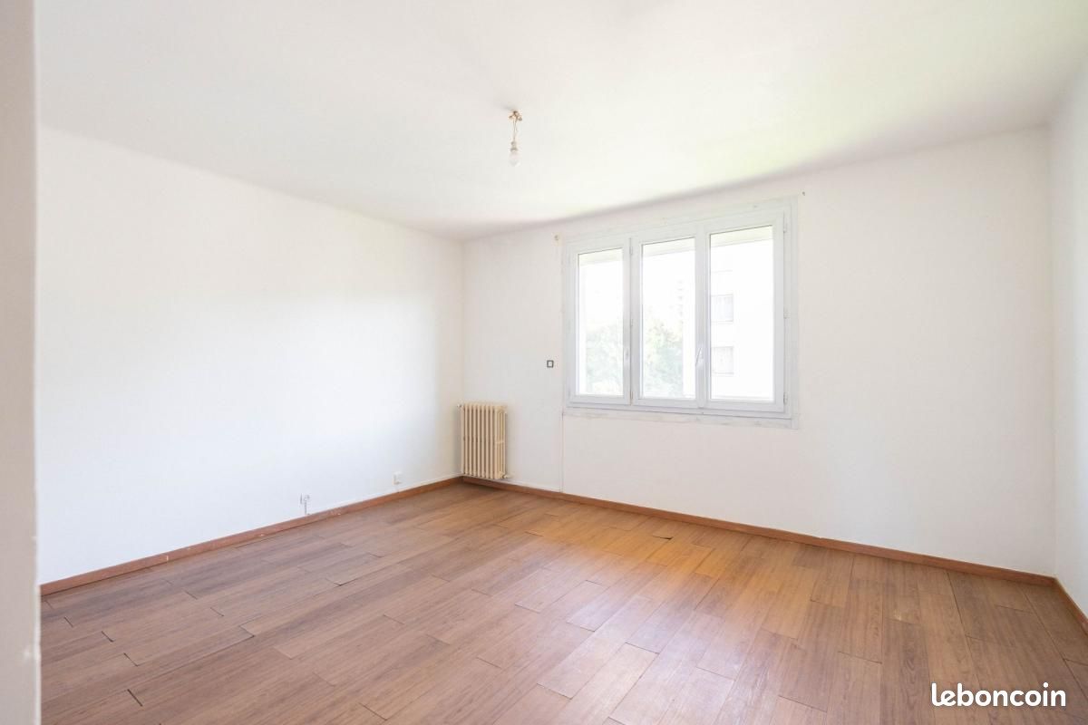 Appartement 3 pièces 56 m² · à Marseille · 56 m² · 135 000 €