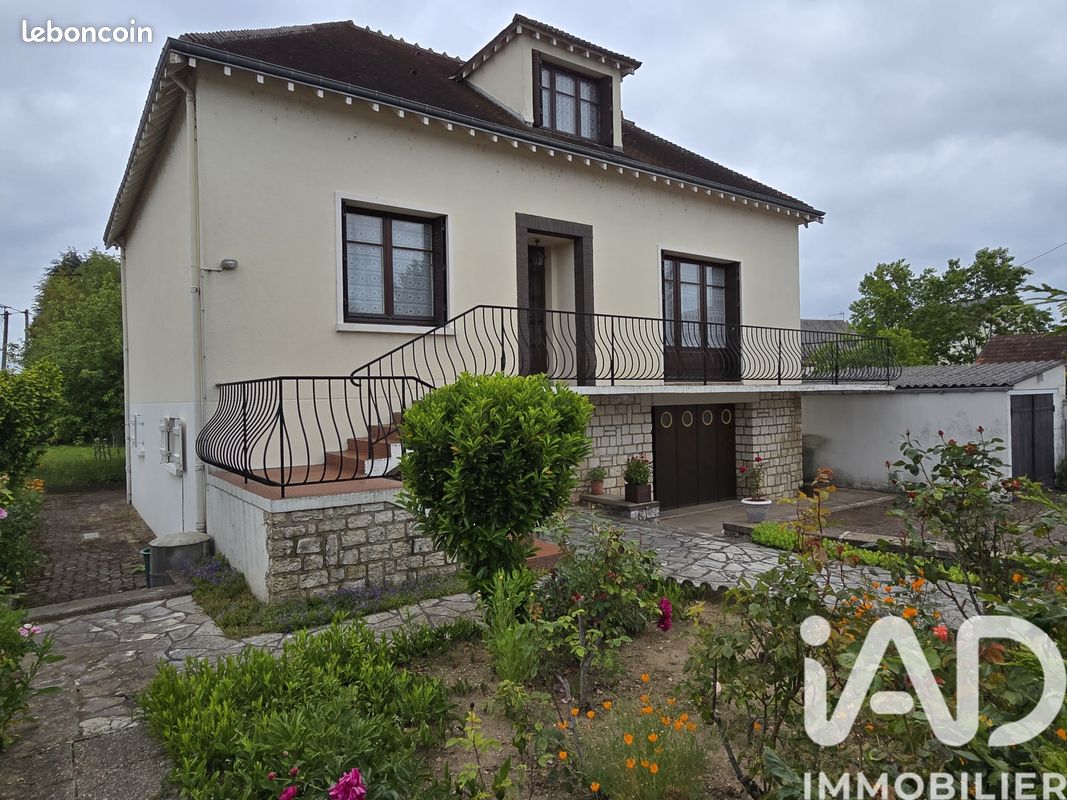 Maison familiale 5 pièces 129 m² (image 1)