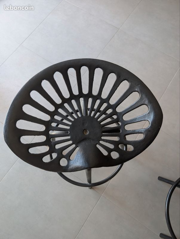 Tabouret siège tracteur (image 1)
