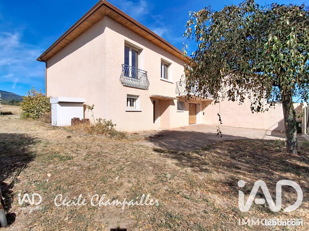 Maison 6 pièces 130 m² · à Pélussin · 130 m² · 260 000 €