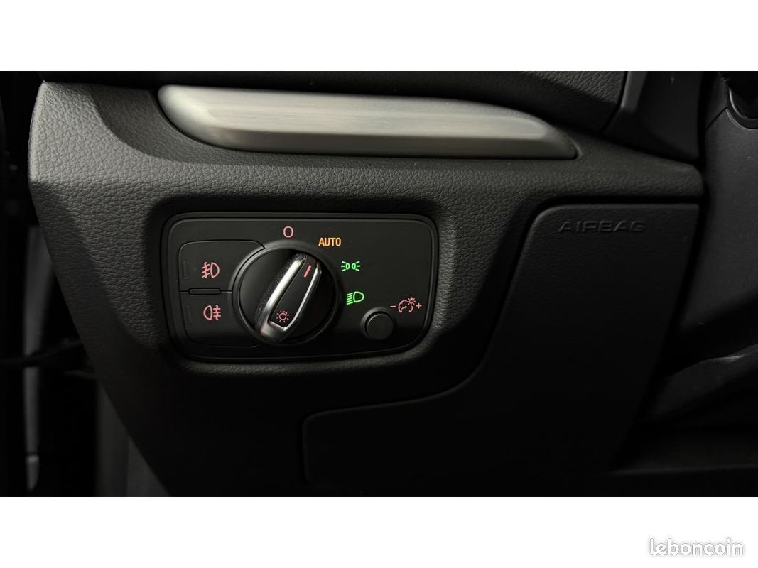 AUDI A3 Cabriolet 1.8 TFSI - 180 - BV S-Tronic 7 8V CABRIOLET S Line PHASE 1 (image 12)