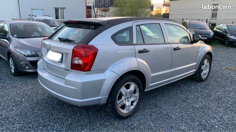 Dodge Caliber 2.0 TD 140cv 5 portes/ SUV/ CLIM (image 5)