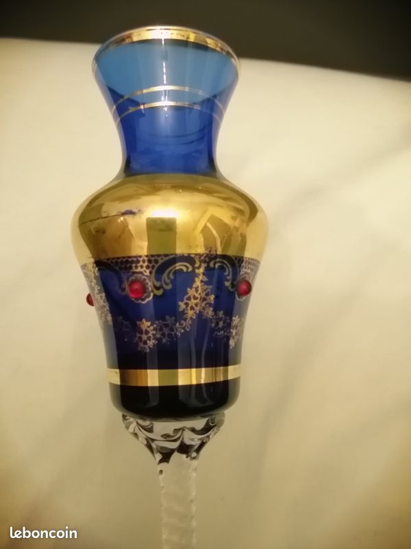 Vase sur pied (image 3)