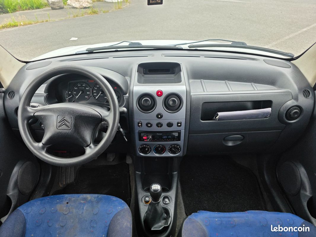 Citroën Berlingo 1.6 HDI 75CV FAIBLE KILO DISTRIB OK (image 5)