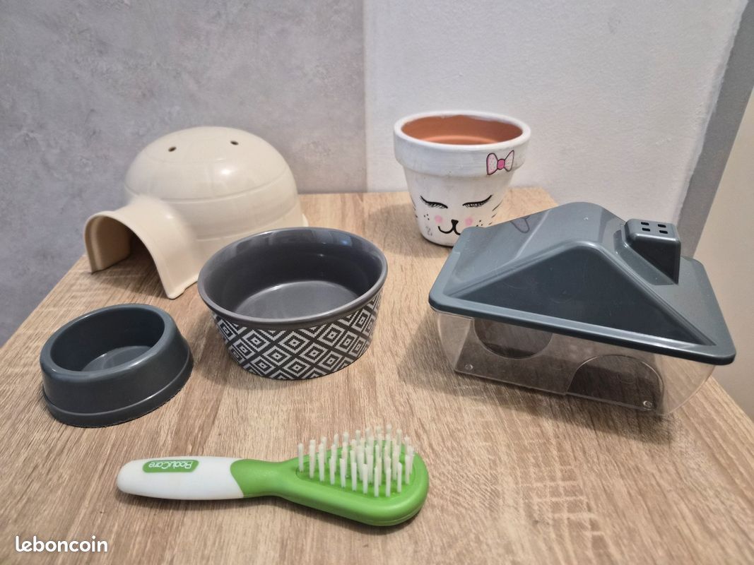 Accessoires rongeurs : cachette, gamelles, bac, etc (image 1)