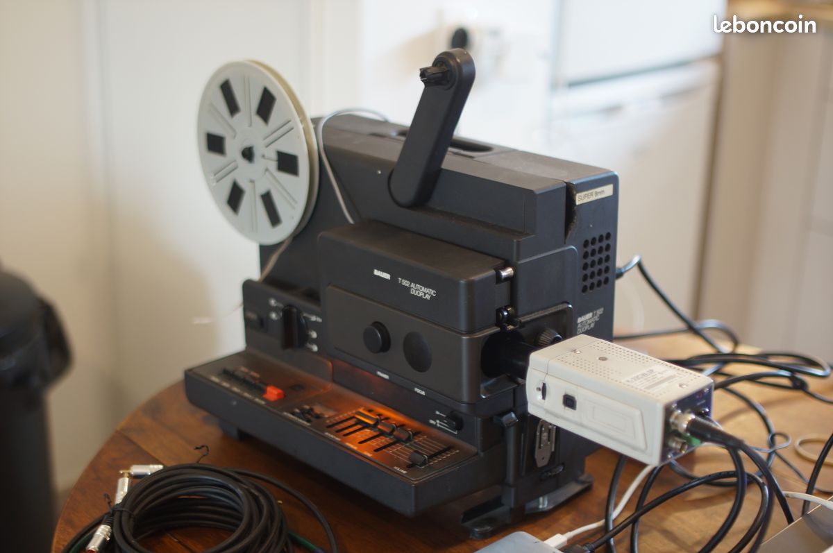 Projecteur Bauer T2 Super 8 / Normal 8 – moteur OK, lampe à remplacer - Photo, audio & vidéo